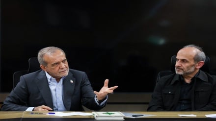 Pezeshkian: Negociatorët nuk do të kompromentojnë dinjitetin dhe krenarinë e Iranit