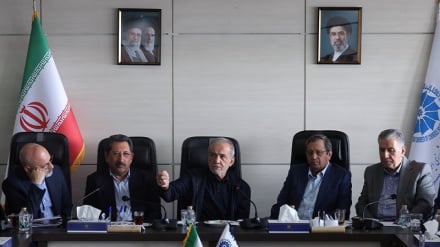 Pezeshkian: Iran haitasalimu amri kwa matakwa 'ya kupitilizai' ya Marekani, inataka kurejeshea haki zake kikamilifu