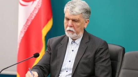 Ministro della Cultura iraniano: «Khayyam è parte dell'identità culturale iraniana»