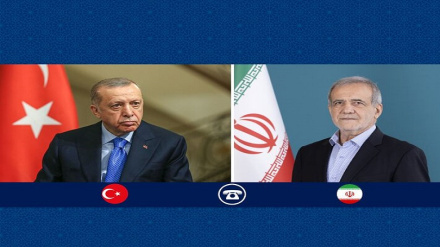 Pezeshkian dhe Erdogan theksojnë zhvillimin e marrëdhënieve tregtare