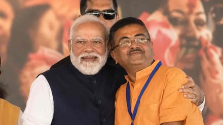 পশ্চিমবঙ্গের মুখ্যমন্ত্রী হিসেবে শপথ নিলেন শুভেন্দু অধিকারী 