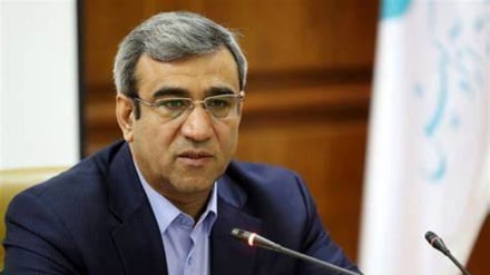 استاندار خراسان رضوی: نباید سرمایه گذار خارجی را معطل روندهای اداری کرد