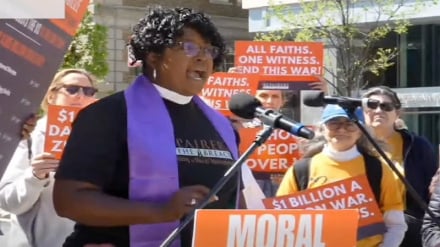 Viongozi wa dini wafanya maandamano ya amani ya 'Moral Monday' mjini Washington kulaani 'vita visivyo vitakatifu' vya Trump