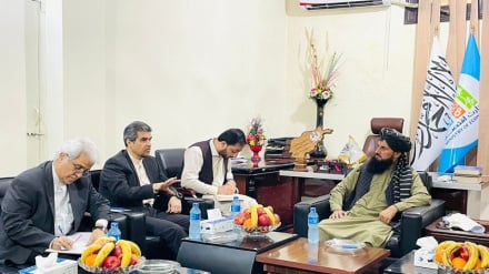 ننګرهار کې به په نږدې راتلونکې کې د ایران او افغانستان د اقتصادي چارو کارپوهانو ګډه ناسته ترسره شي