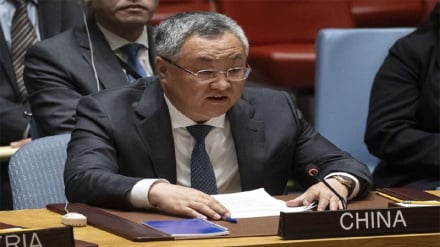 Tiongkok Desak Pencabutan Sanksi terhadap Iran dan Pembukaan Selat Hormuz