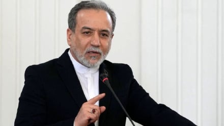 Araghchi paralajmëron forcat amerikane: Nëse doni të jeni të sigurt, është më mirë të largoheni nga rajoni