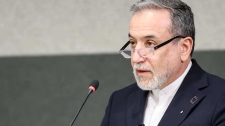 Իրանի Իսլամական Հանրապետության ԱԳՆ  Սեյեդ Աբբաս Արաղչին հեռախոսազրույց է ունեցել և խորհրդակցել է Արաբական Միացյալ Էմիրությունների ԱԳՆ Շեյխ Աբդուլլահ բին Զայեդ Ալ Նահյանի և Եգիպտոսի ԱԳՆ Բադր Աբդուլ Աթիի հետ՝ տարածաշրջանային զարգացումների և Իրանի ու ԱՄՆ-ի մ