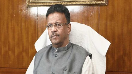 ‘কাজ করা যাচ্ছে না’—কলকাতার মেয়র পদ থেকে সরে দাঁড়ালেন ফিরহাদ হাকিম