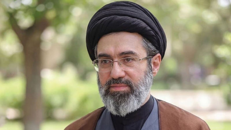 Leader of the Revolution: Guiding the faithful was only one part of Ayatollah Is'haq Fayyad's services
