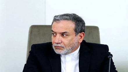 عراقچی: آمریکا مسئول اجرای تفاهم و پایان جنگ در همه جبهه‌هاست