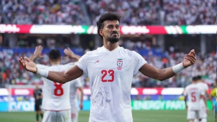 Gol, Assist, dan Trofi: Penampilan Klasik Rezaeian Gagalkan Kemenangan Kiwi