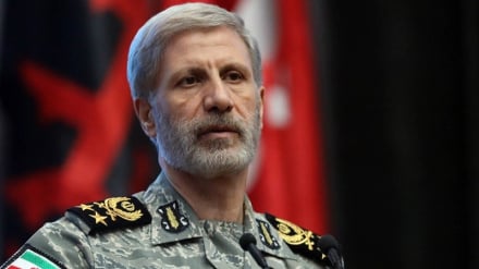 سرلشکر حاتمی: دشمن فهمید باید به ایران احترام بگذارد
