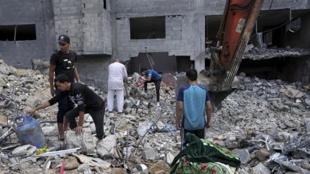 Tentara Israel Hancurkan Rumah Warga Palestina di Gaza Selatan