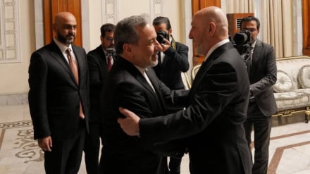 Araghchi takohet me zyrtarë irakianë; thekson bashkëpunimin strategjik dhe zgjidhjen diplomatike të krizave