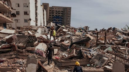 Venezuela earthquake death toll surpasses 900; 50,000 reported missing