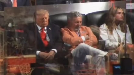 Trump’ın tekrar uyuklaması alay konusu oldu