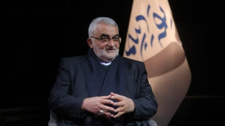 Boroujerdi: La diplomacia en Ginebra, Suiza, complementa la solidez del campo de batalla