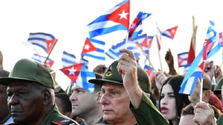 גרדיאן: טראמפ מבקש נקמה בקובה לאחר שהושפל באיראן
