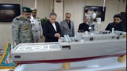 دریادار ایرانی: نیروی دریایی ارتش برای دفاع از امنیت ایران آماده است