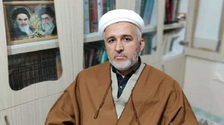 Имамы иранских суннитских общин подчеркивают исламское единство и продолжение пути имама Хомейни