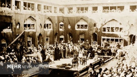 Dari Al-Buwaihi hingga Takyeh Dowlat: Jejak 1.000 Tahun Berkabung Muharam di Iran