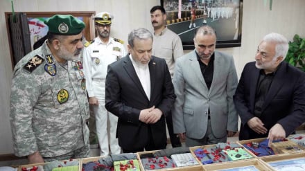 Admiral Irani: Marina është gati të mbrojë sigurinë e Iranit