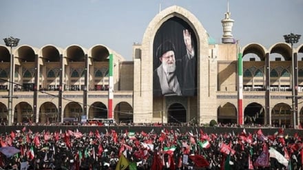 The Guardian: El funeral del Líder mártir de Irán es una muestra de resistencia y una exigencia de venganza