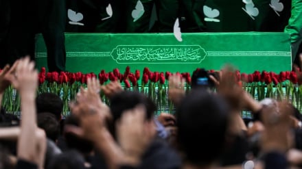  د نړئ  د ترټولو ستر رهبر د ولولناکې او حماسه پنځونکي جنازې دستورې (تبصره)