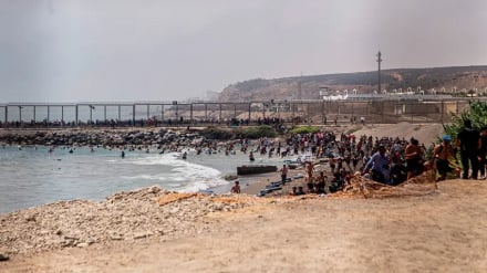 Watu kadhaa wafa maji, mamia ya Wamorocco wakimbilia Ceuta ya Uhispania 