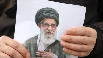 Cendekiawan Aljazair: Nama Syahid Ayatullah Ali Khamenei akan Tetap Abadi dalam Sejarah