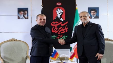 Pezeshkian thekson nevojën për përshpejtim të zgjerimit të bashkëpunimit strategjik midis Iranit dhe Rusisë