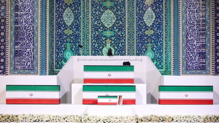 Mazishi ya Kiongozi Shahidi wa Mapinduzi ya Kiislamu yaanza Tehran