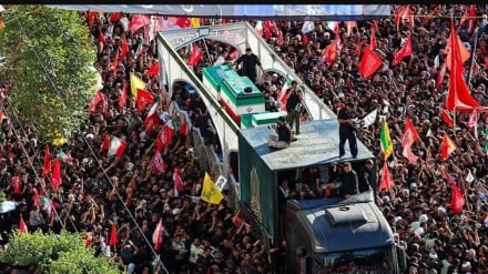 Devrimin Şehit Liderinin Mutahhar Naaşı Meşhed’de Toprağa Verildi + Fotoğraflar