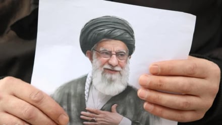 Mendimtar algjerian: Emri i dëshmorit Ajetullah Sejed Ali Khamenei do të mbetet në histori