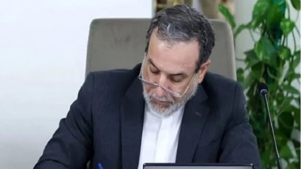 Araqchi al secretario de Seguridad Nacional de EE.UU.: Han demostrado que no merecen ser anfitriones de un torneo