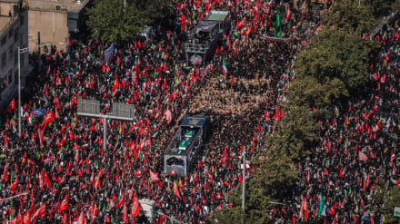 Financial Times: Funerali i udhëheqësit martir të Iranit është një nga ceremonitë më të mëdha në historinë moderne