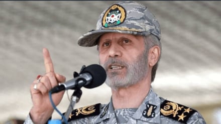 İran Ordusu Genel Komutanı: Liderimizi Şehit Edenlerin Yakasını Bırakmayacağız