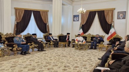 Menlu dan Ulama Indonesia Tiba di Mashhad untuk Hormati Pemimpin Syahid