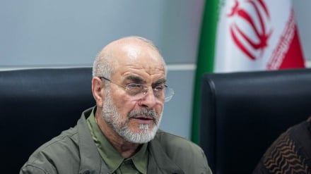 קליבאף: האומה האיראנית הבלתי מנוצחת קראה צעקה אחת יא חוסיין (עליו השלום)