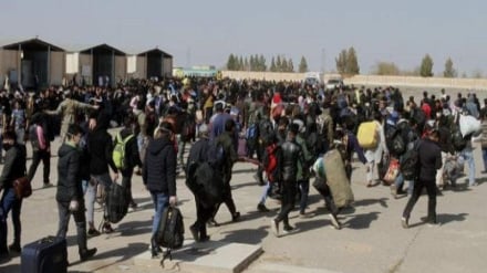 موج اخراج از پاکستان؛ تلاش حکومت برای انتقال مصون عودت‌کنندگان به افغانستان