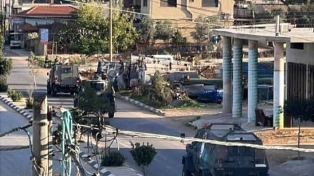 Warga Palestina Rampas Senjata Penjaga, Tembaki Pemukim Zionis