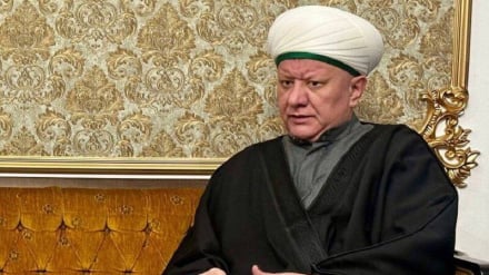   د ایران شهید رهبر د اسلامي مذهبونو د نږدېوالي لپاره ستر ګامونه واخیستل 