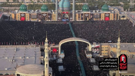 Jutaan Warga Hadiri Prosesi Pemakaman Pemimpin Syahid Revolusi di Qom