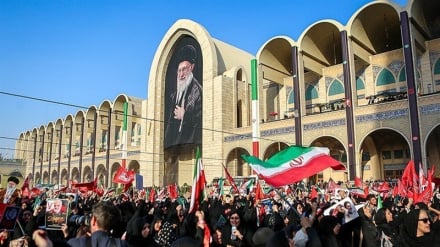 سي‌اېن‌اېن راپور ورکړی؛ تهران د ترټولو سترې جنازې د مراسمو لپاره تیار شوی