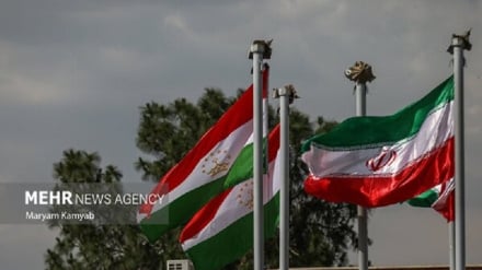 איראן וטג'יקיסטן מקיימות התייעצויות להשקת פרויקטים חקלאיים משותפים