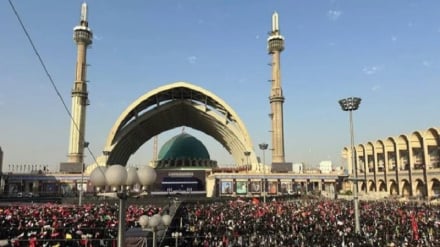 Un medio israelí reconoce la fuerza multitudinaria del pueblo iraní en el funeral del Líder mártir de la Revolución