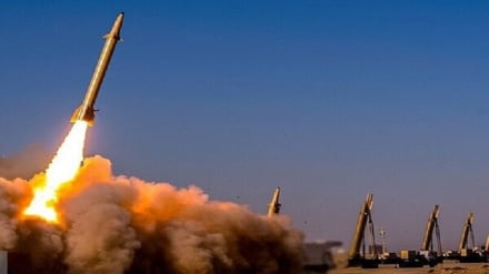 سپاه پایگاه‌های آمریکا را با ۱۰ موشک درهم کوبید
