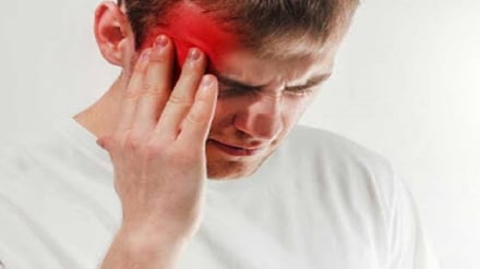 میگرن و مشکلات گوارشی؛ چه رابطه‌ای بین آن‌ها وجود دارد؟