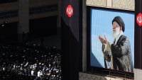 Totengebet für den Märtyrerführer Ayatollah Ali Khamenei