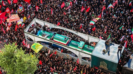 انتقال پیکر مطهر امام شهید به حرم رضوی به صورت هوایی